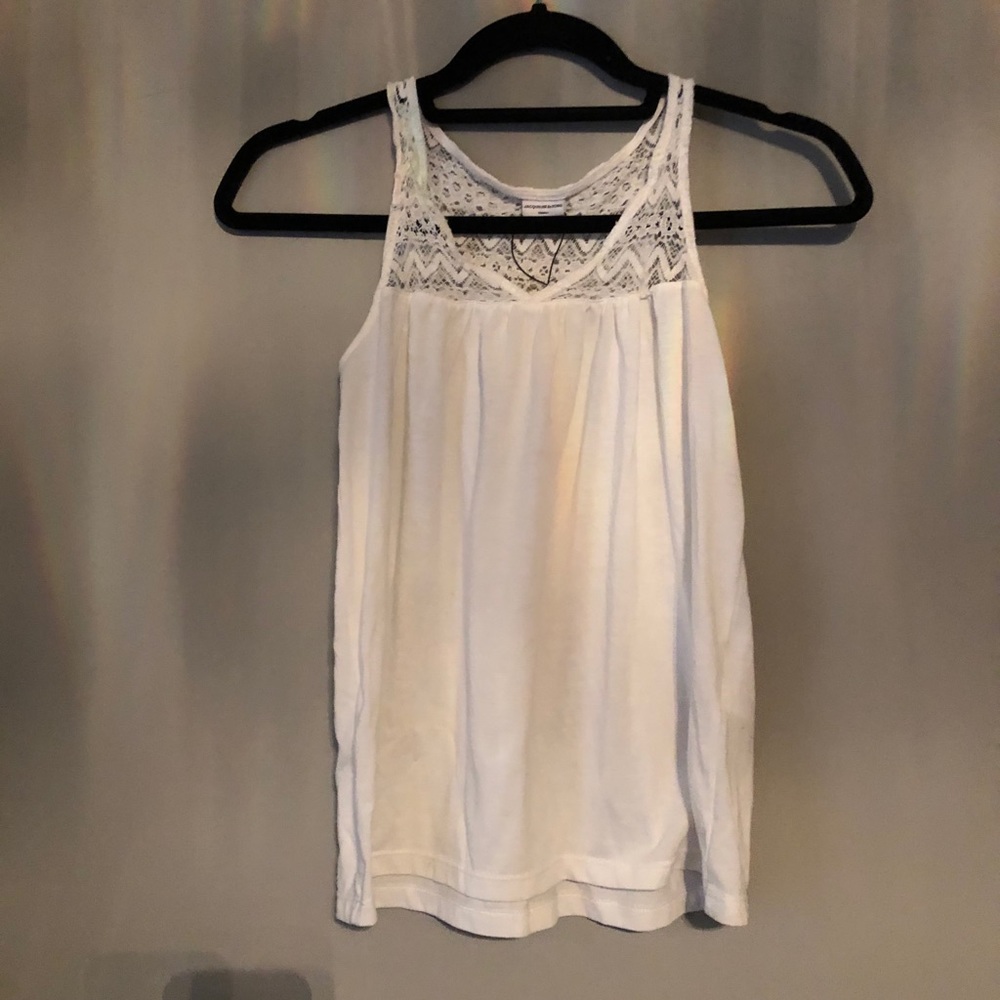 Cute white lace tank top shirt